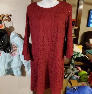 Nwt roz & Ali Burgundy longsleeve eyelet dress Siz